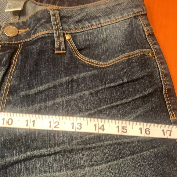 Cache Jeans - Picture 4 of 4